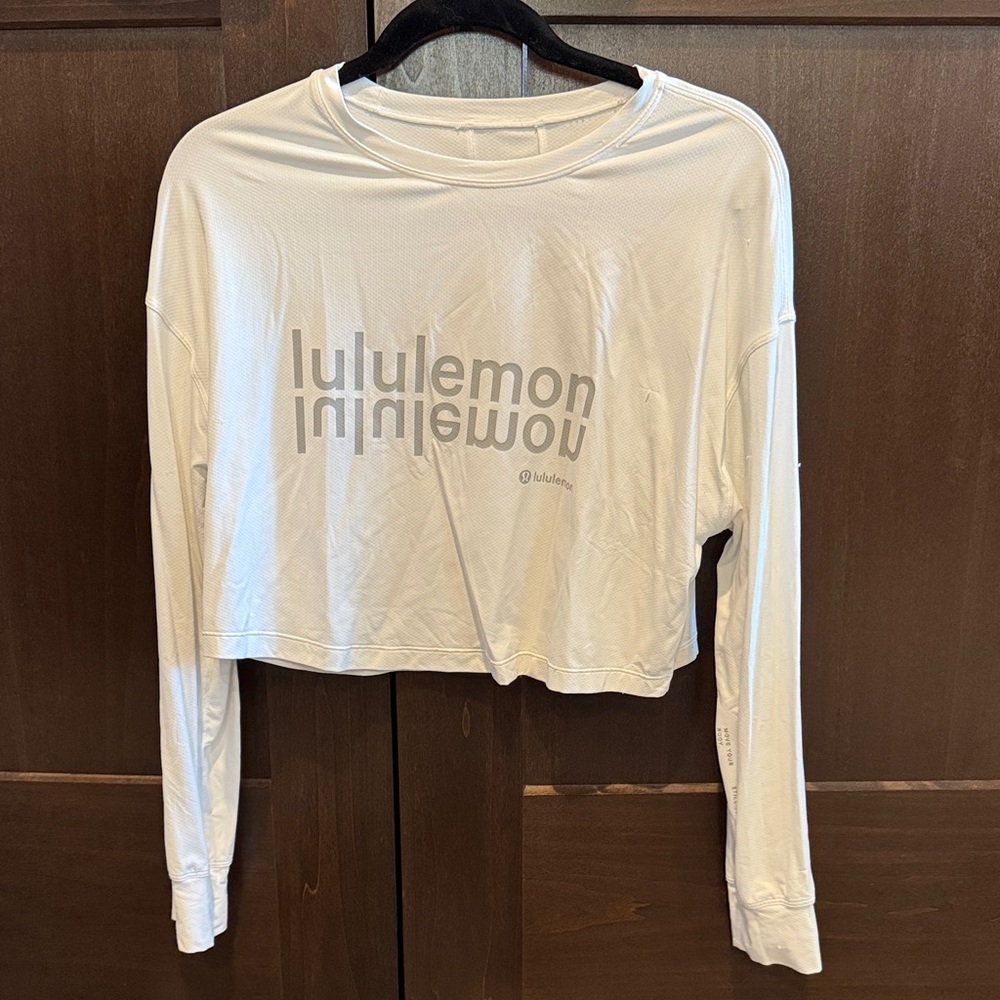 lululemon athletica Cream Long Sleeve Crop Top